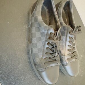 Louis Vuitton Gray Checkered men’s Sneakers
